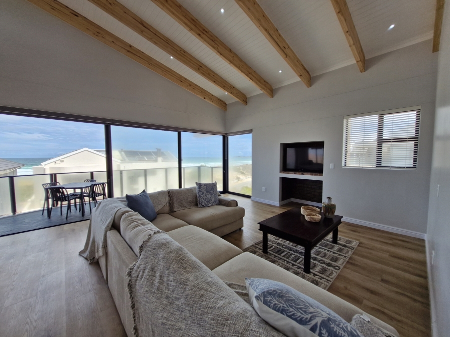 4 Bedroom Property for Sale in Stilbaai Oos Western Cape